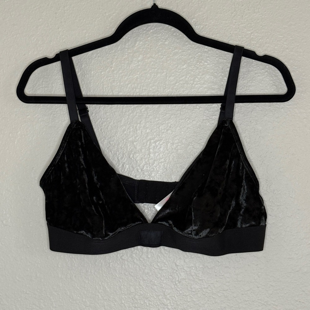 Victorias Secret PINK XL Black Crushed Velvet Bralette Whimsigoth Fairy Grunge‎